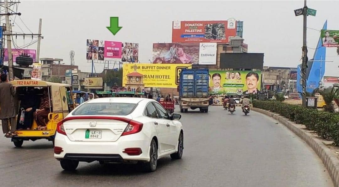 DASTGIR ROAD, SATELLITE TOWN MARKET